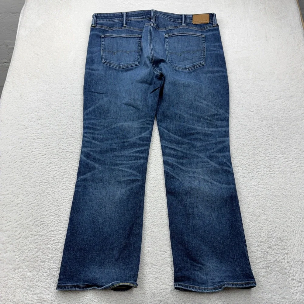 American Eagle Mens 40x32 Original Bootcut Airflex+ Temp Tech Distressed Jeans